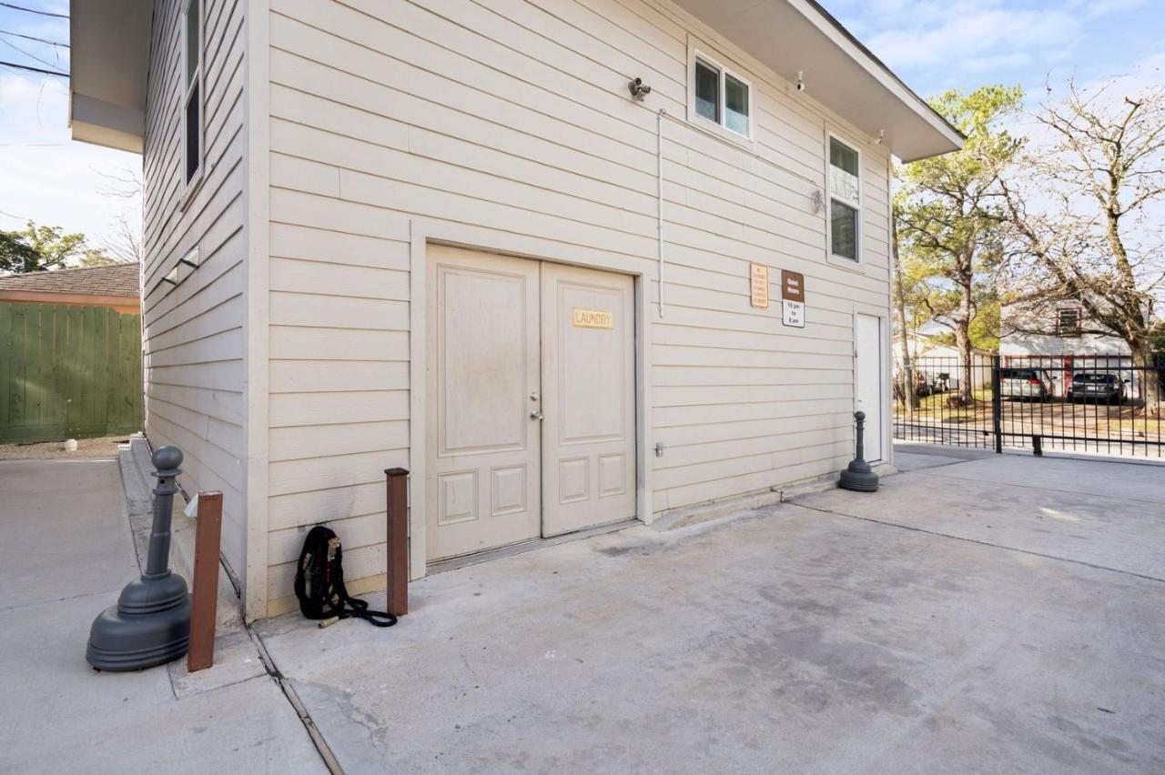 East Downtown Micro-Luxe Container Living Pod #9 Apartment Houston Bagian luar foto