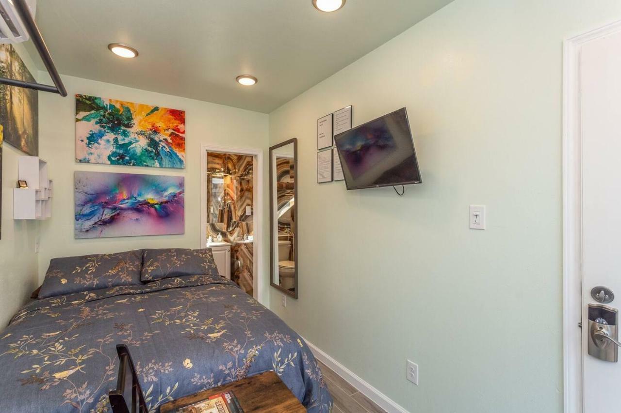 East Downtown Micro-Luxe Container Living Pod #9 Apartment Houston Bagian luar foto